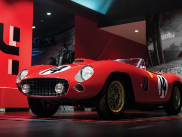 Ferrari 290 MM sprzedane za 22 mln dolar&oacute;w